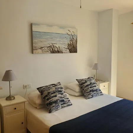 Apartment Bella - Penthouse - Sleeps 4 - R065