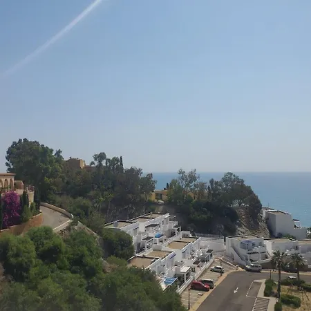 Bella - Penthouse - Sleeps 4 - R065