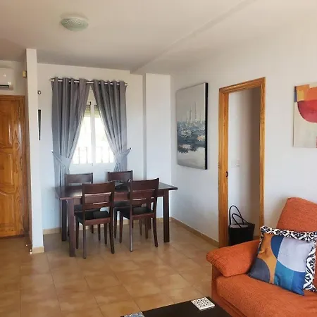 Bella - Penthouse - Sleeps 4 - R065 Apartment